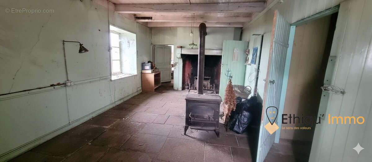 Maison à ORBIGNY-AU-VAL