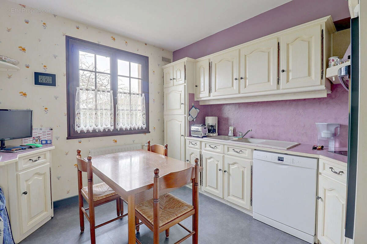 Maison à CHARTAINVILLIERS
