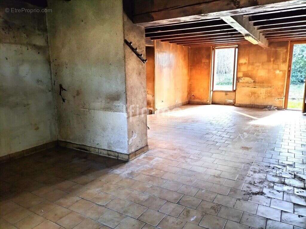 Maison en pierre à rénovée - photo 4