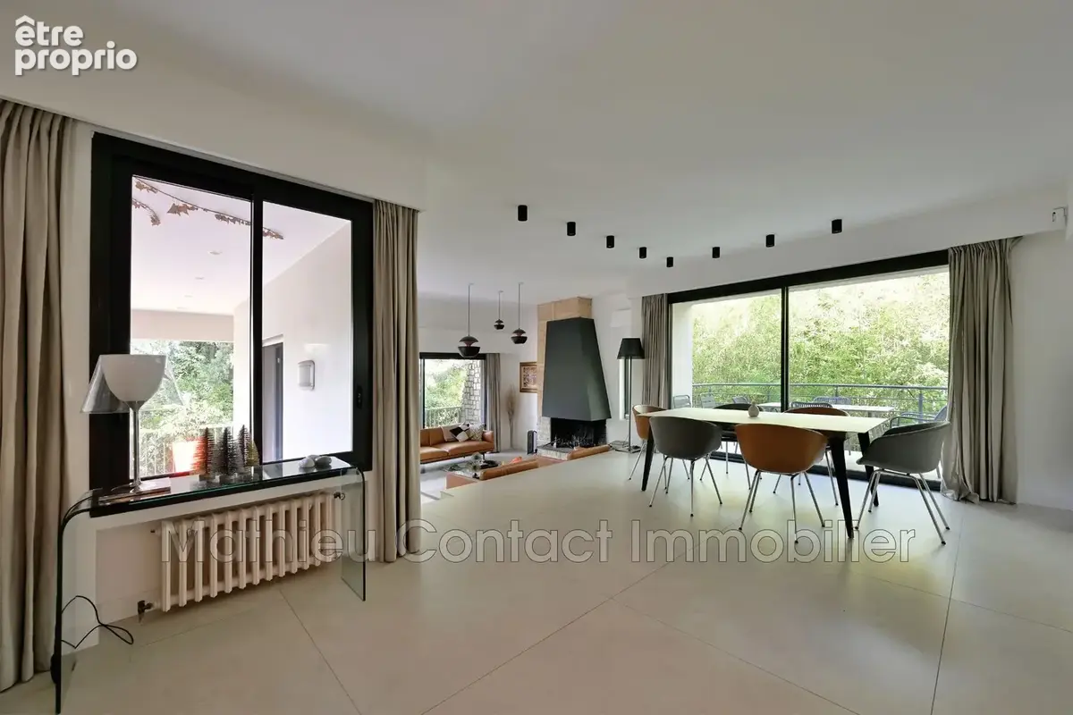 Maison 6 pièces 194 m² à vendre à Nimes (30900) - photo 8
