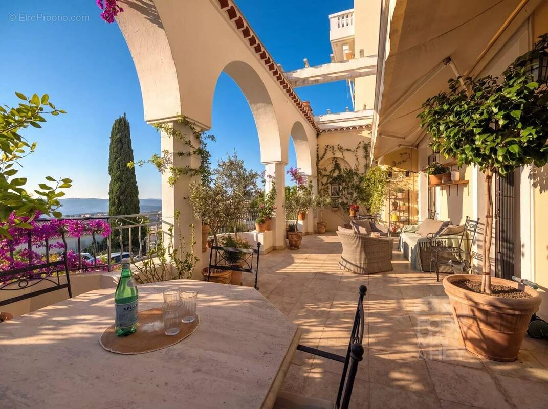 Appartement à GRASSE