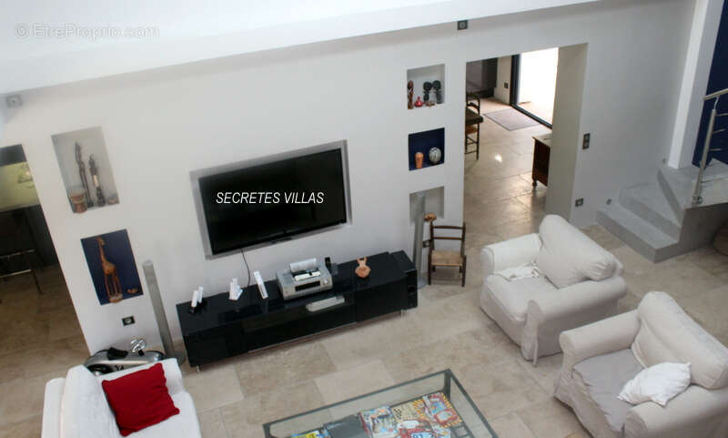 Maison à CAMBLANES-ET-MEYNAC