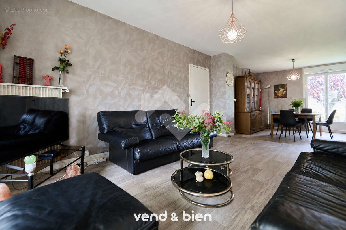 Appartement T6 de 96 m2, familiale ou profession libérale - photo 2