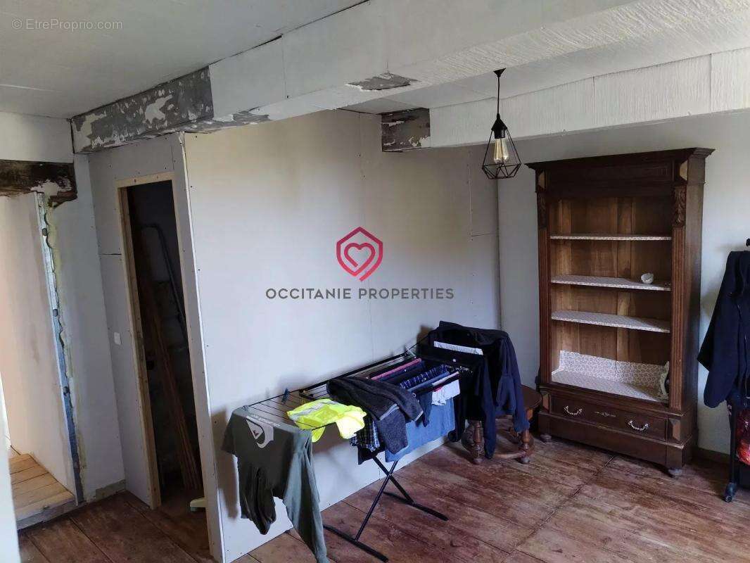Ancienne ferme partiellement à renover avec puits et dépendances - photo 17