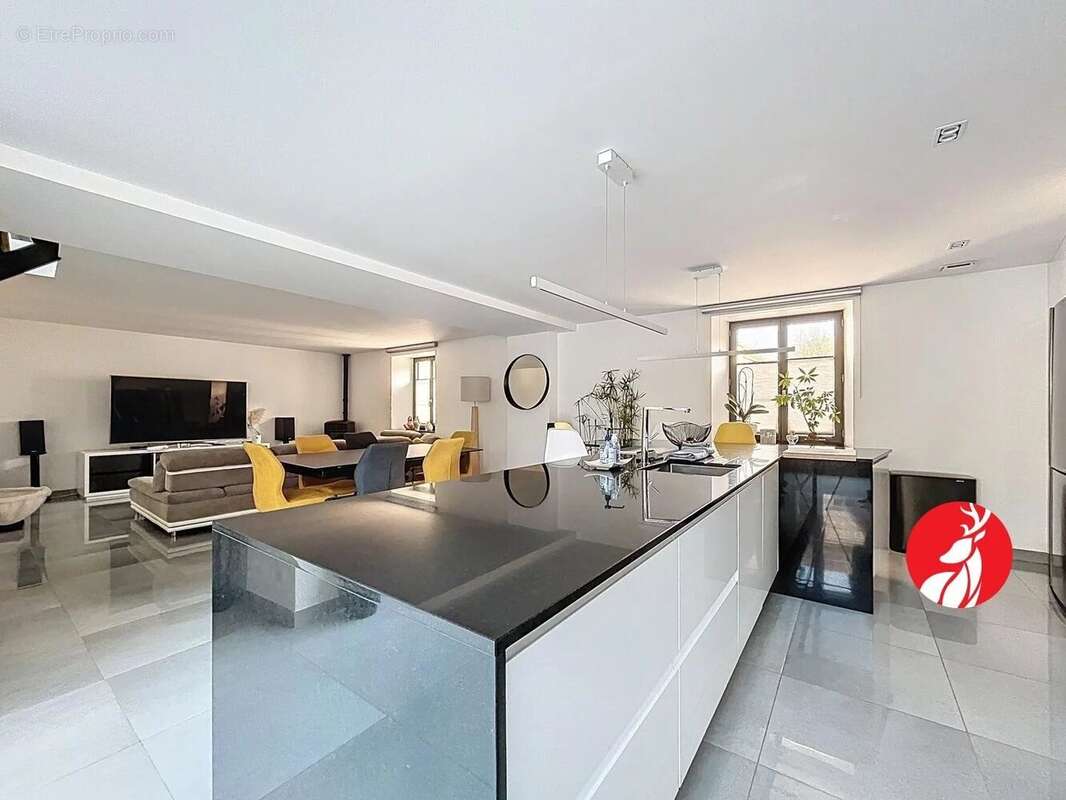 Maison à MILLY-LA-FORET