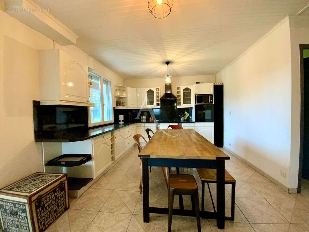 Maison à SAINTE-COLOMBE