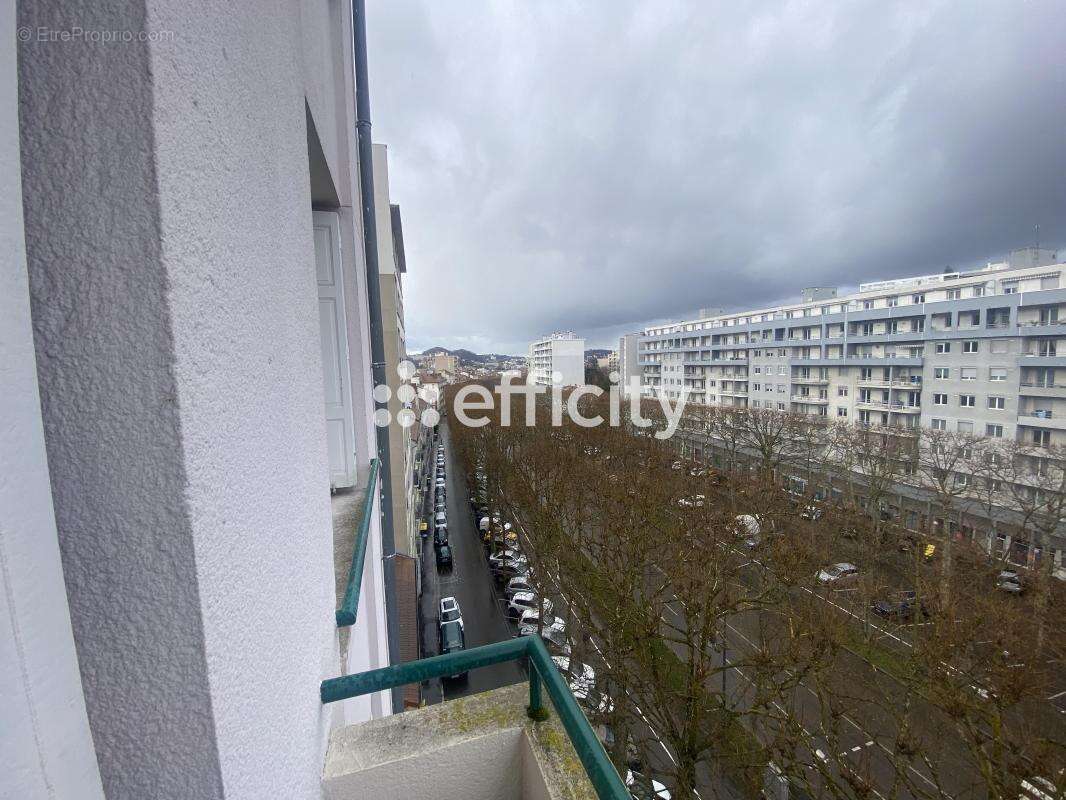 Appartement à SAINT-ETIENNE