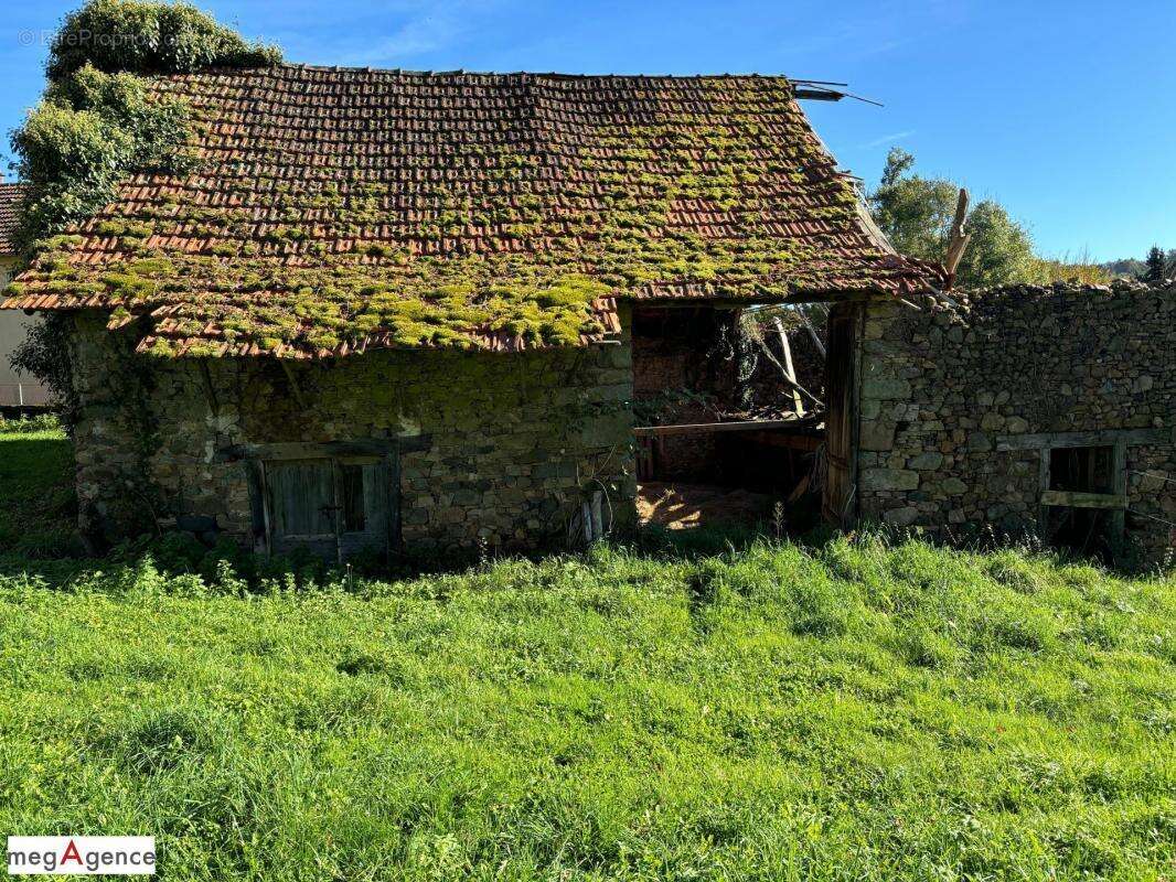 Maison à NAVES