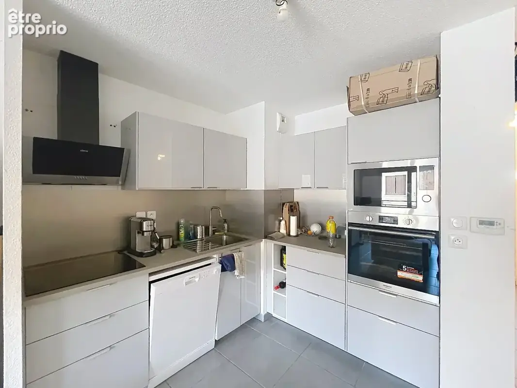 Grand Appartement T3 Traversant avec grande terrasse, parking sous sol, Métro à pieds - photo 5