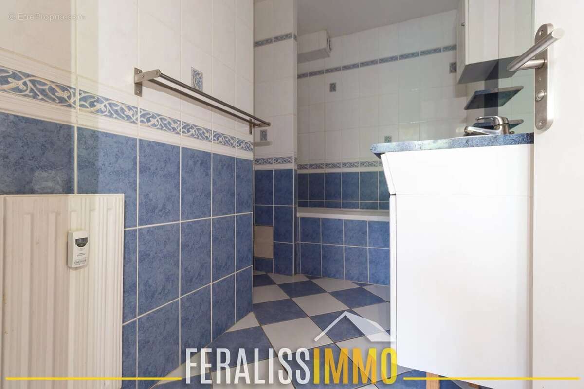 Spacieux F3 au rez de chaussée avec jardin parfaitement ori - photo 13
