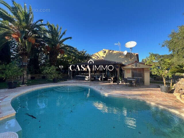 Maison 455 m² à Hyeres  - photo 5