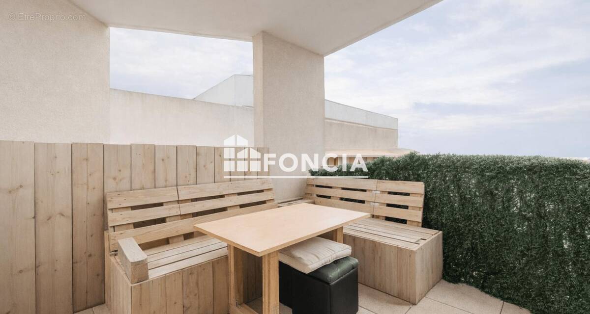 Appartement à SAINT-JEAN-DE-VEDAS