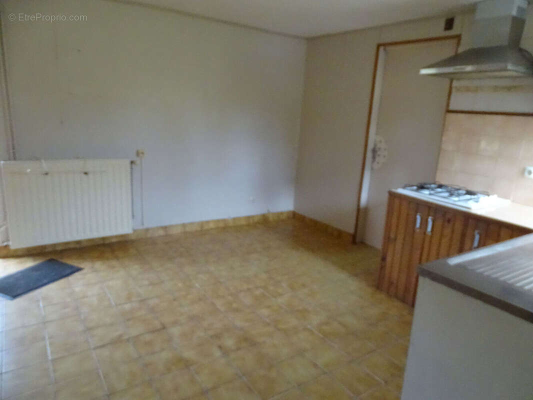 Maison à LA BERTHENOUX