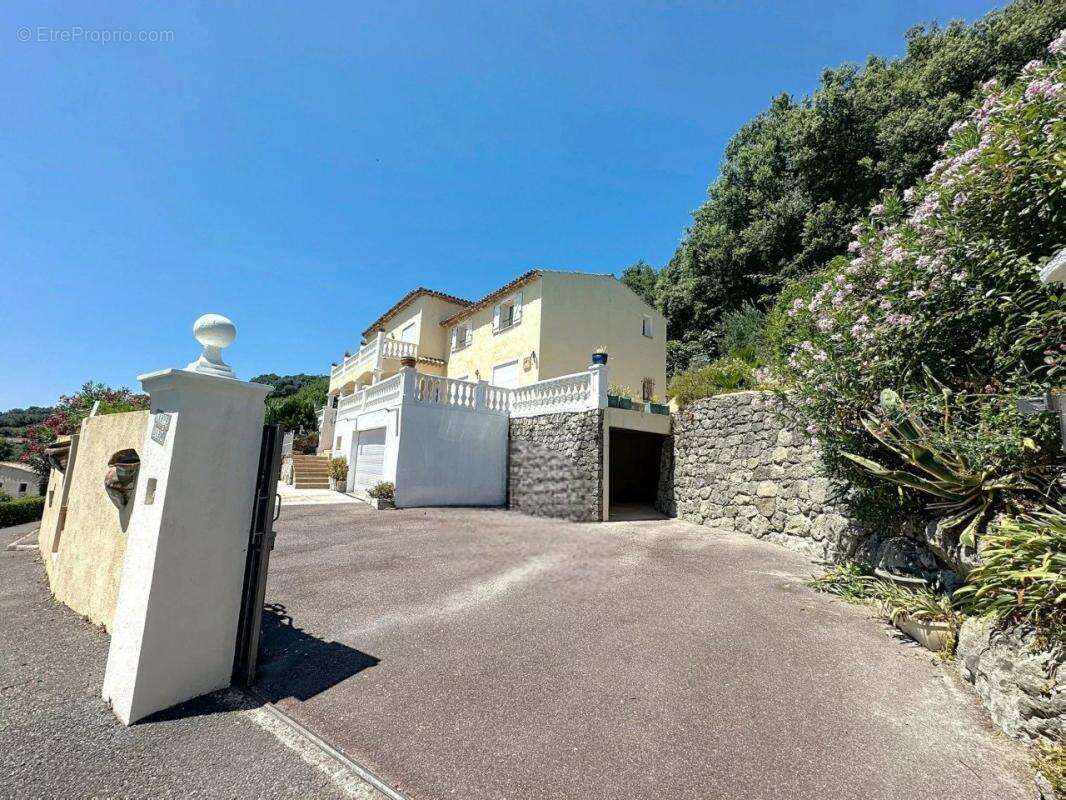 Maison à BIOT