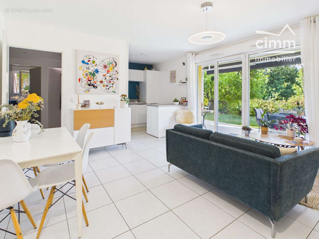 Appartement 65 m² à Vinay  - photo 4