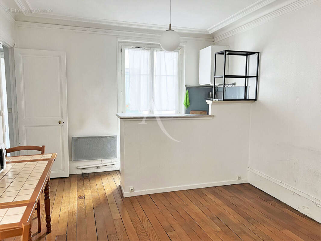Appartement à PARIS-11E