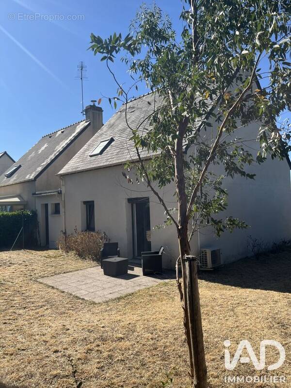 Photo 1 - Maison à SAINT-AVE