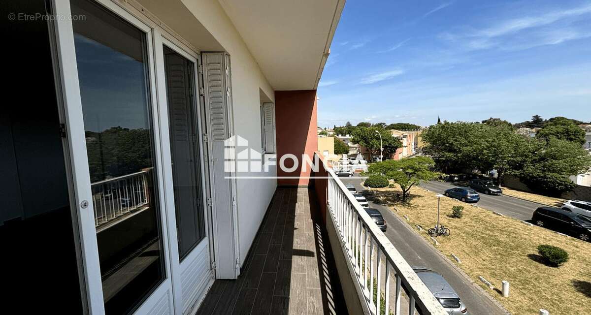 Appartement à LUNEL