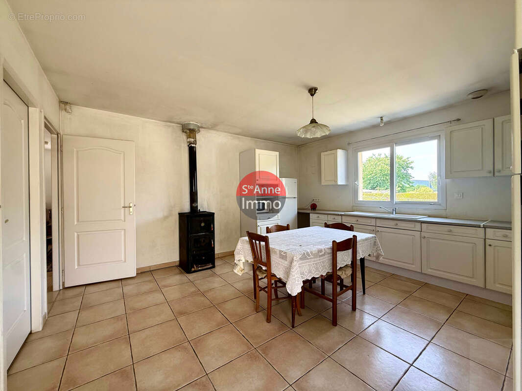 Solente - maison individuelle - 136m2 - autonomie de plain pied - 4 chambres - garage - dependances - photo 4
