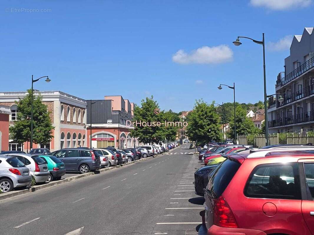 Appartement à CORBEIL-ESSONNES