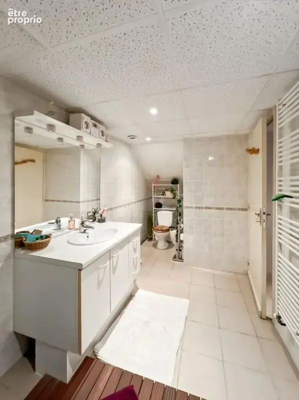 Maison familiale avec piscine, espace indépendant et grand jardin verdoyant - photo 37