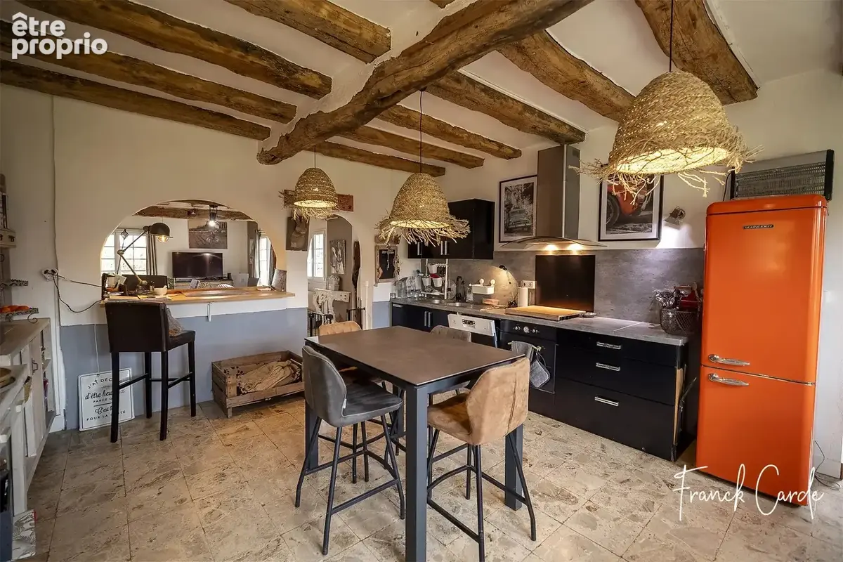 Maison 280 m² à Buchy  - photo 5