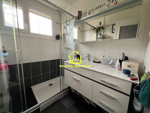 Maison à SAINT-NICOLAS-DE-LA-TAILLE