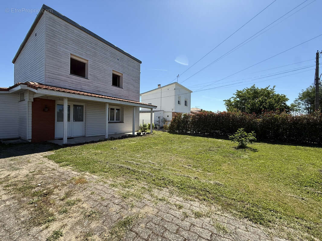 En exclusivité ! Maison T5 de 147 m2 avec jardin ! - photo 16