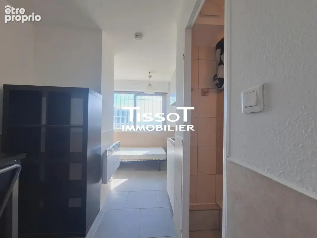 Appartement 1 pièce 12 m² à vendre à Nimes (30900) - photo 2