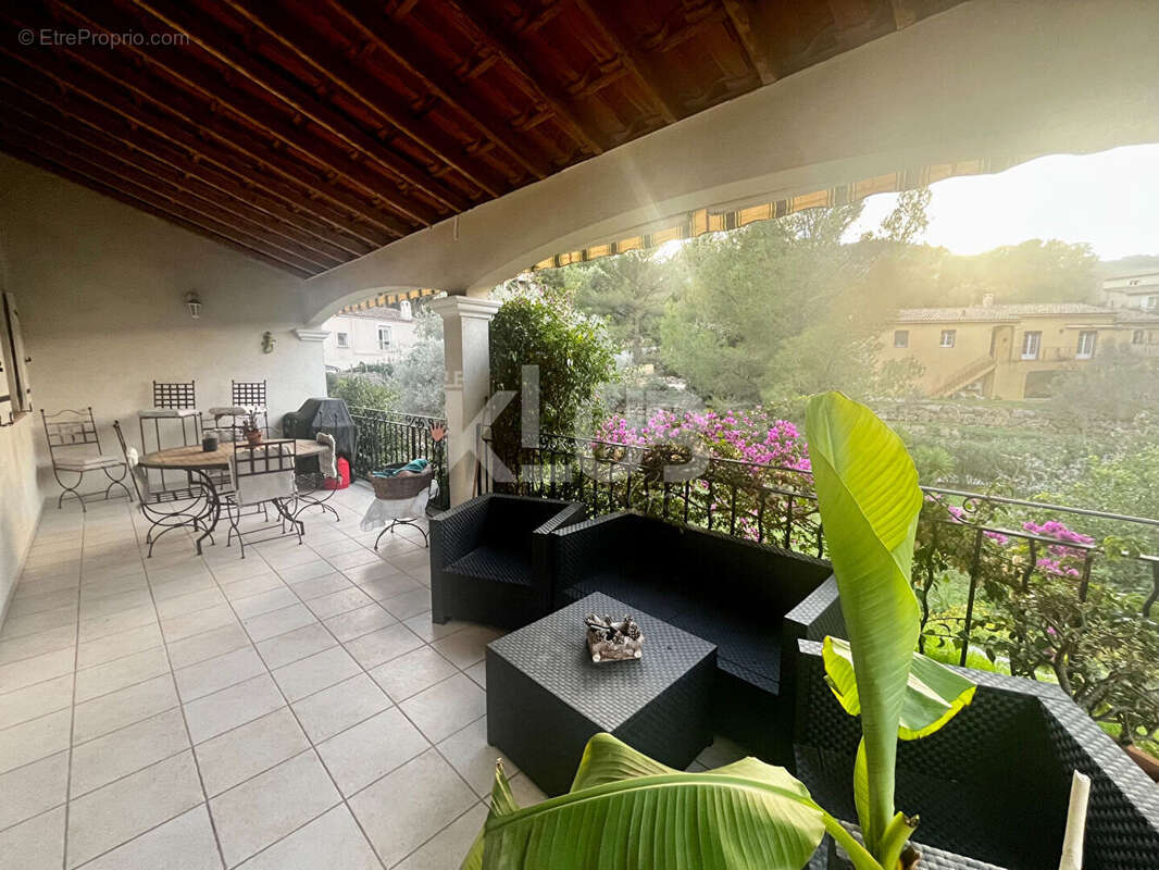 Maison à LA VALETTE-DU-VAR