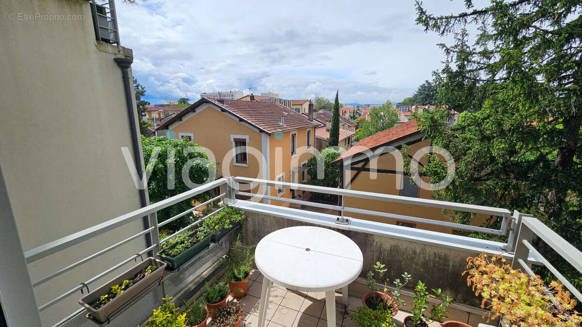 Appartement à LYON-3E