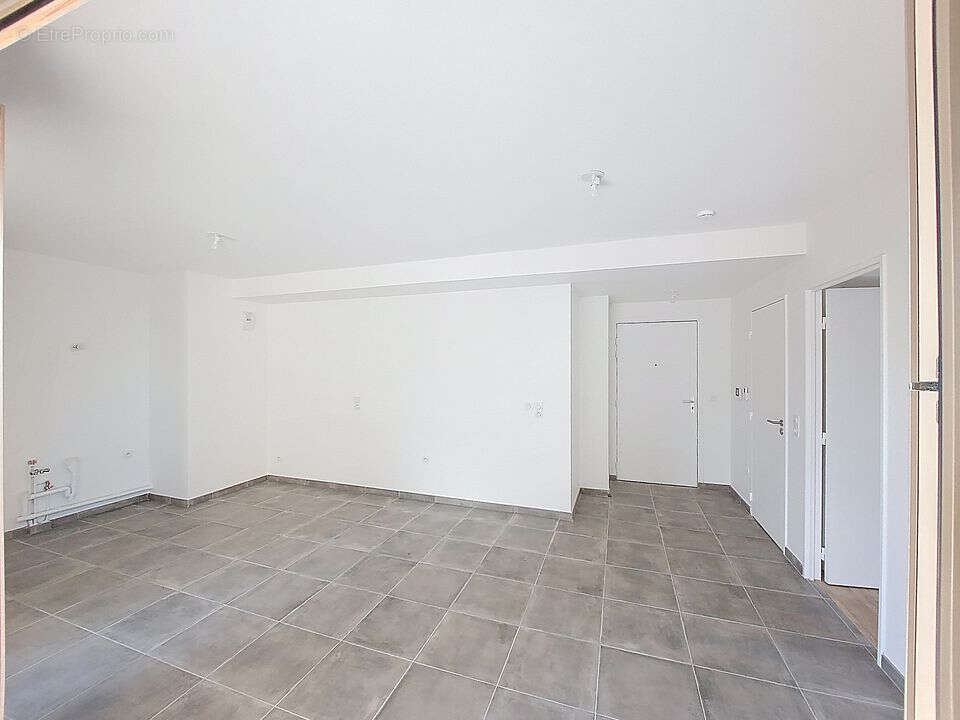 Appartement à RILLIEUX-LA-PAPE