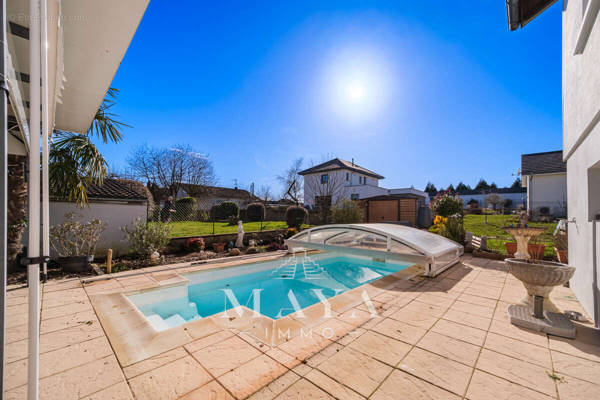 secteur Dannemarie    belle maison familiale  135 m2    avec piscine couverte.  vente  en viager occupé - photo 14