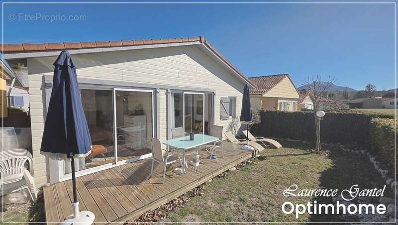 Maison à CASTELLANE