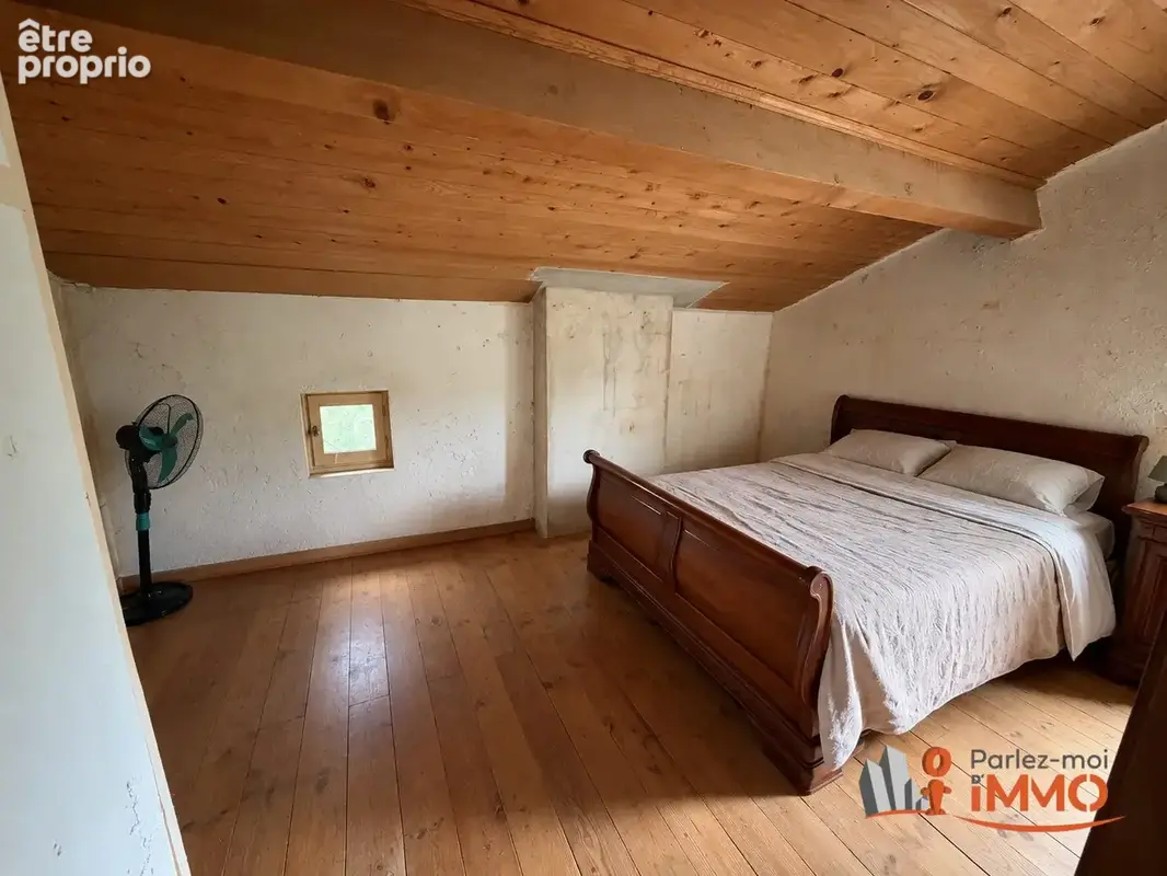 Maison 6 pièces 106 m² à vendre à Sauvain (42990) - photo 5