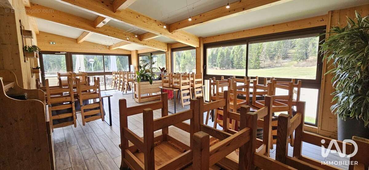 Photo 8 - Commerce à HAUTEVILLE-LOMPNES