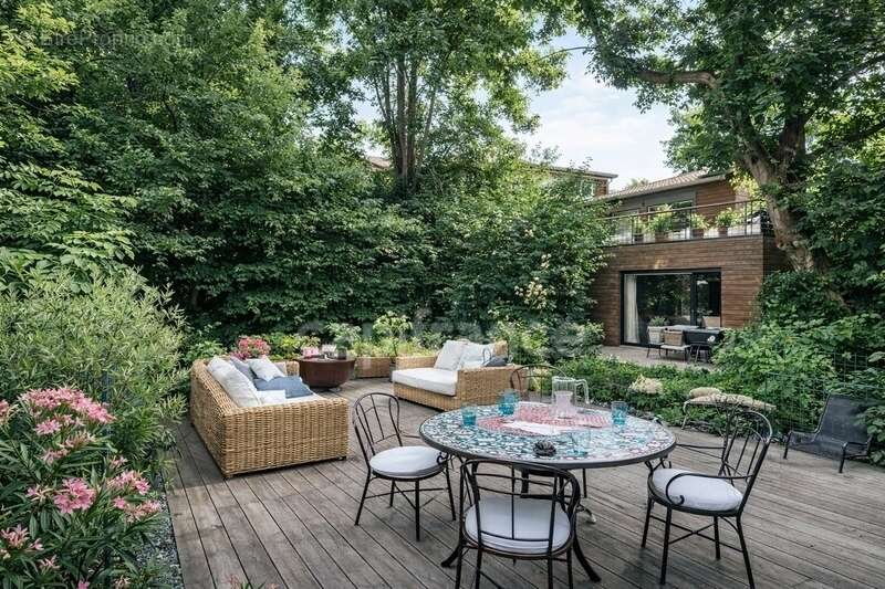 Maison à PREVESSIN-MOENS