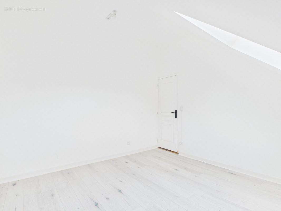 Maison à SAINT-QUENTIN