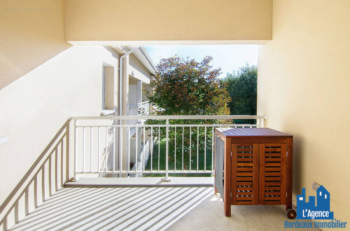 Appartement à VILLENAVE-D'ORNON