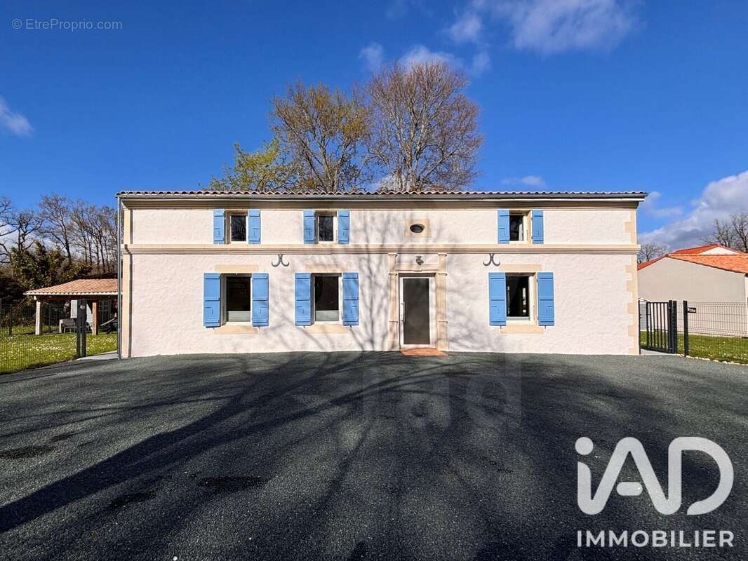 Photo 4 - Maison à MEDIS