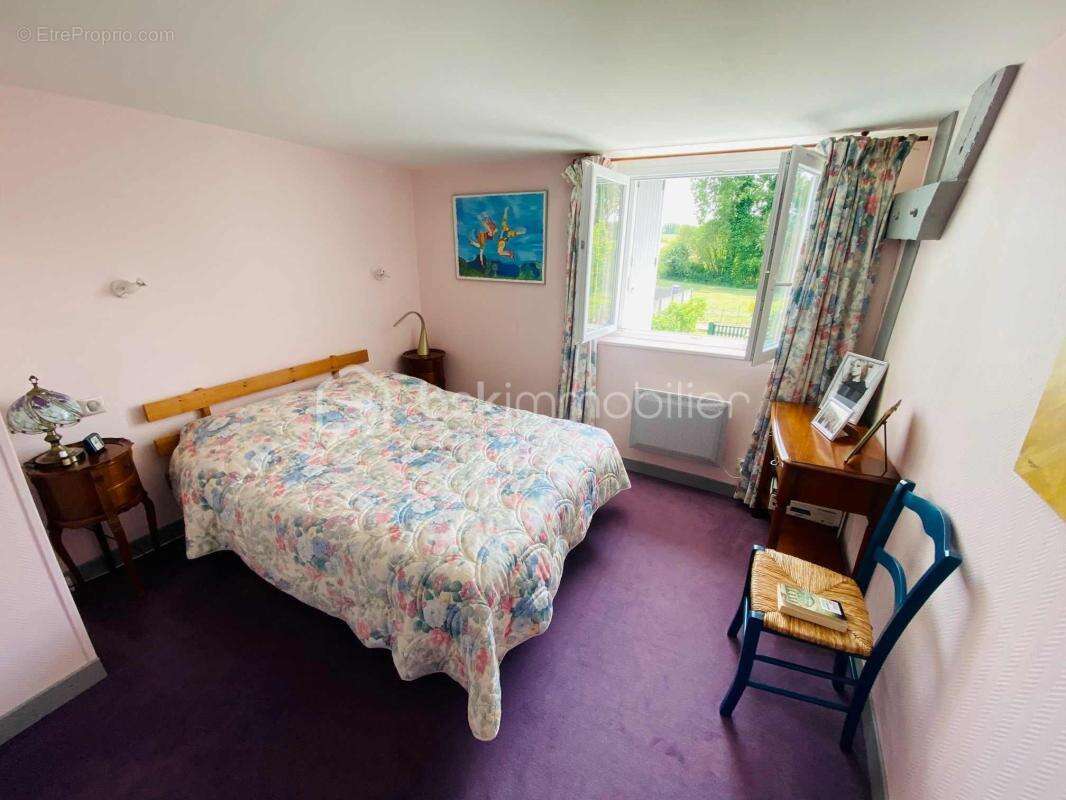 Maison de Charme 3 Chambres MONTERTELOT (EXCLUSIVITE en plein Bourg) - photo 19