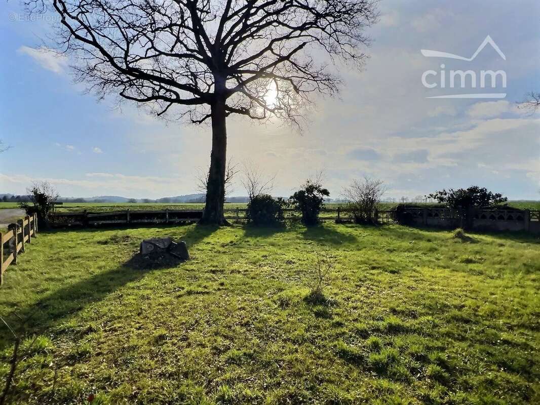 Maison à SAINT-SEGLIN