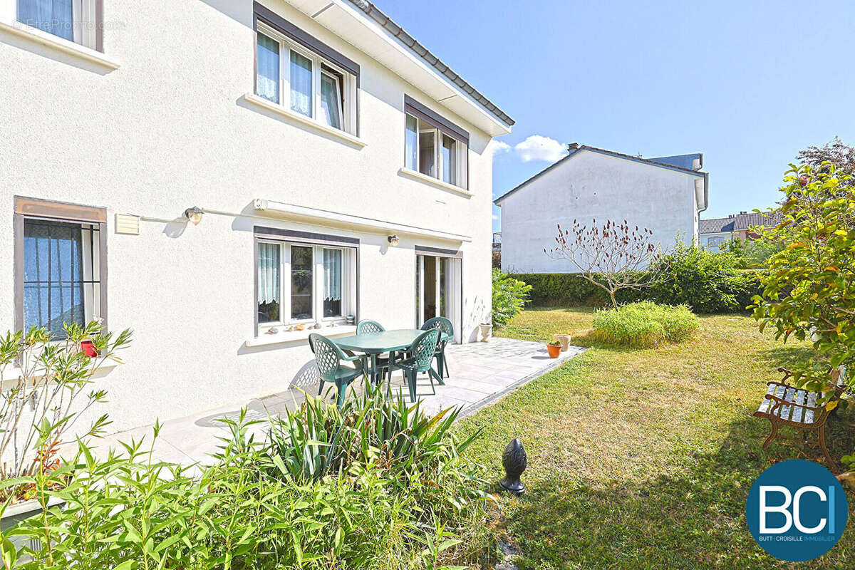 SAULXURES-LES-NANCY - Maison 6 pièces - 154 m2 - photo 4
