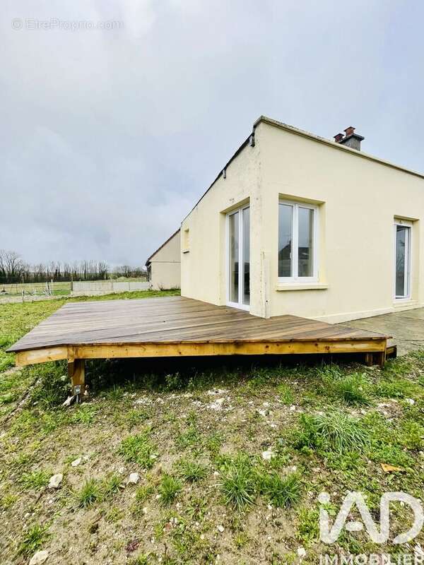 Maison 75 m² à Montigny-Le-Franc  - photo 7