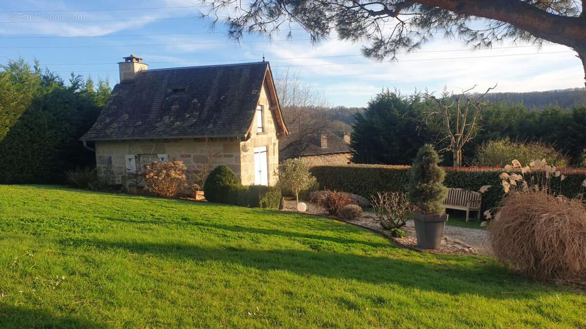 Maison à DONZENAC