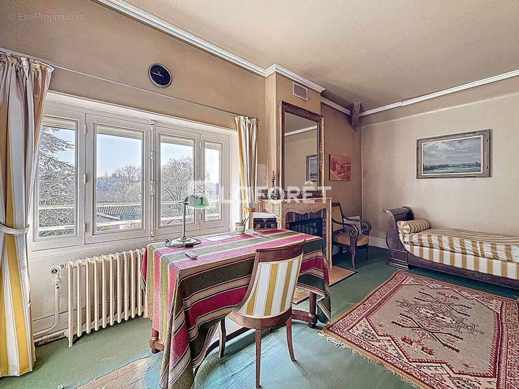 Maison à BOURG-EN-BRESSE