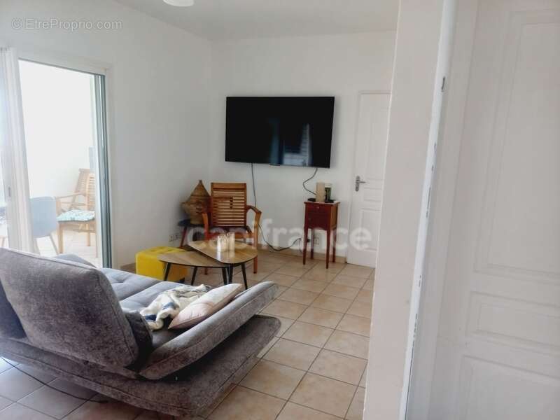Appartement à BAIE-MAHAULT