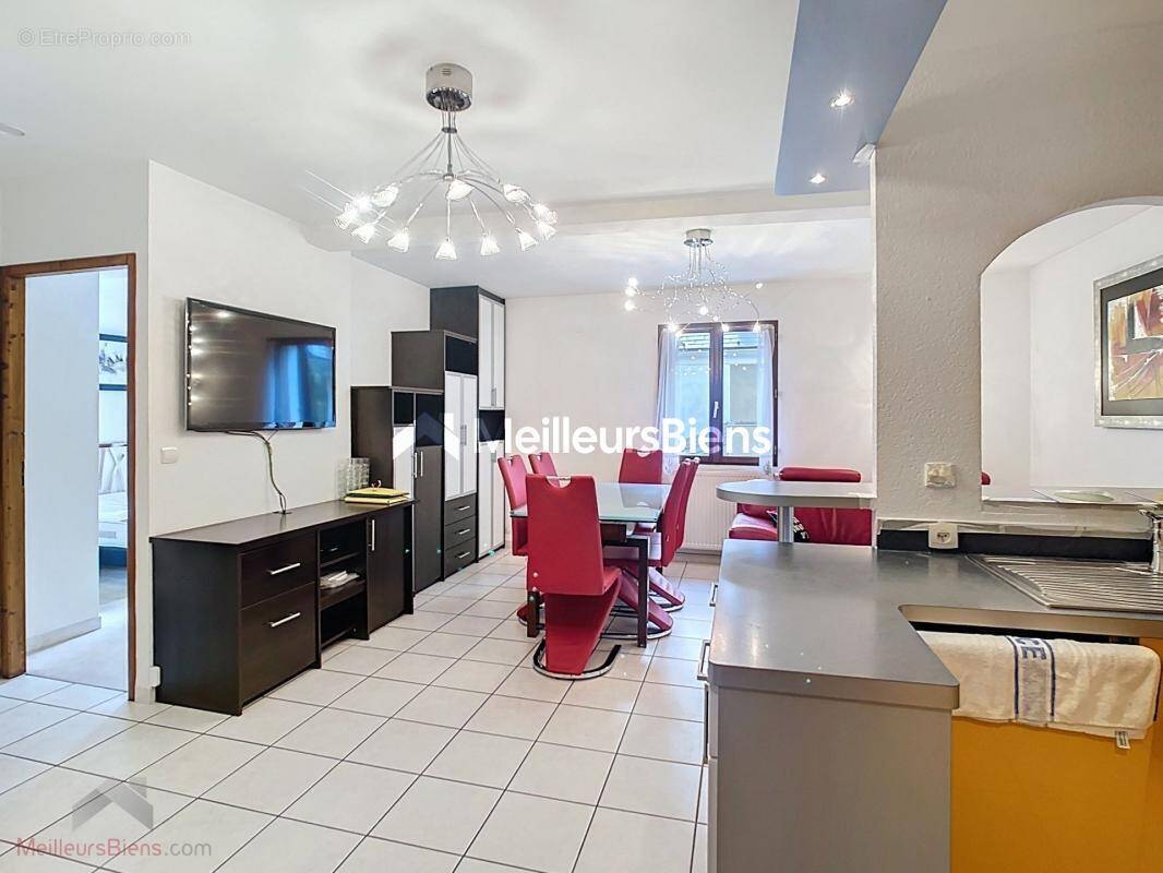 Appartement à SAINT-JEAN-DE-MAURIENNE