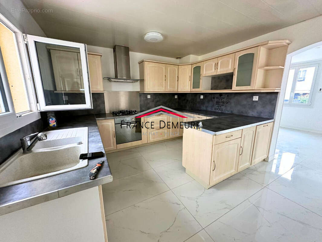 Maison à SAINT-BRICE-SOUS-FORET