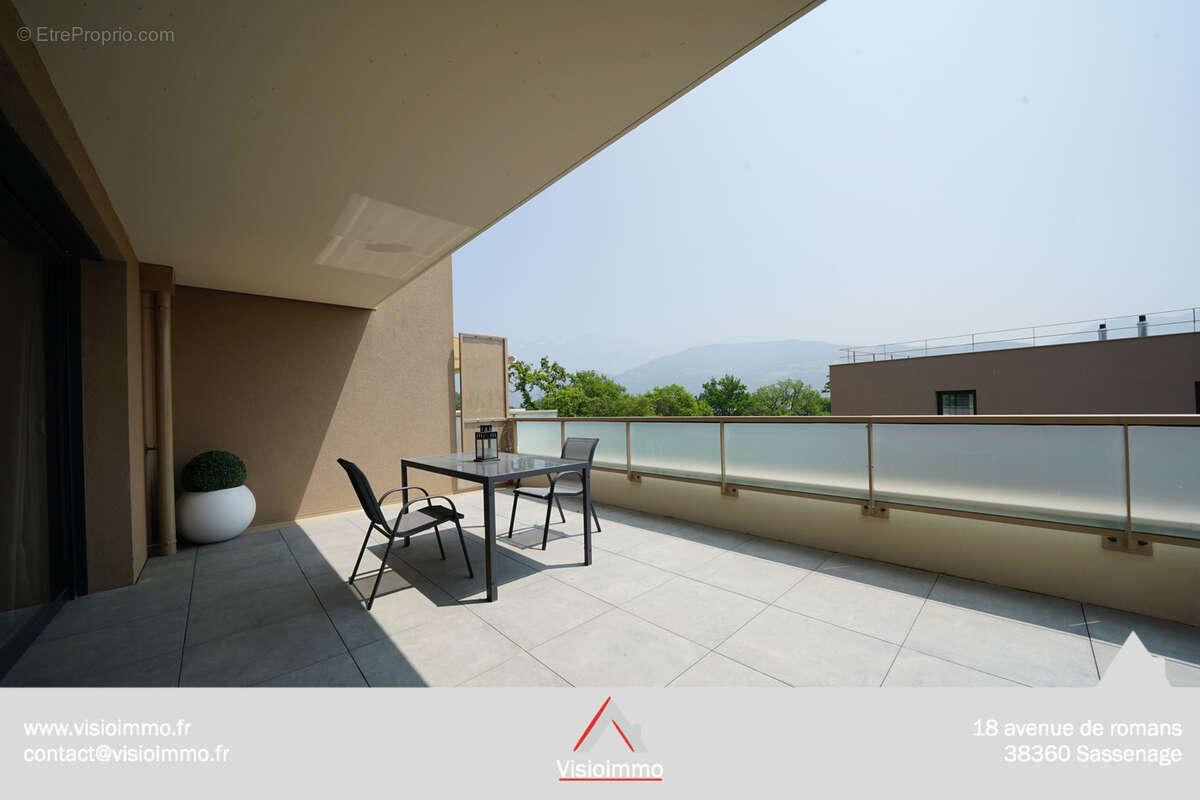 Appartement à MEYLAN